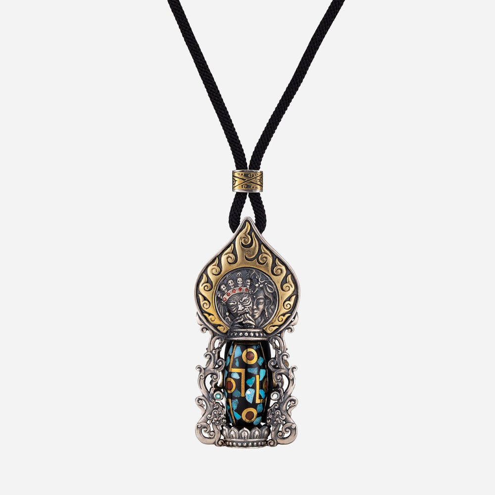 Zashi Lhamo of Fortune Dzi bead Pendant